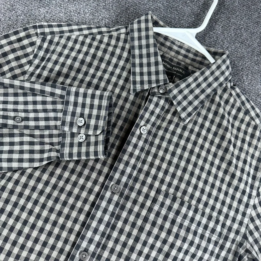 Banana Republic Button Down Mens M Medium Black Grey Gingham Slim Fit Soft Wash